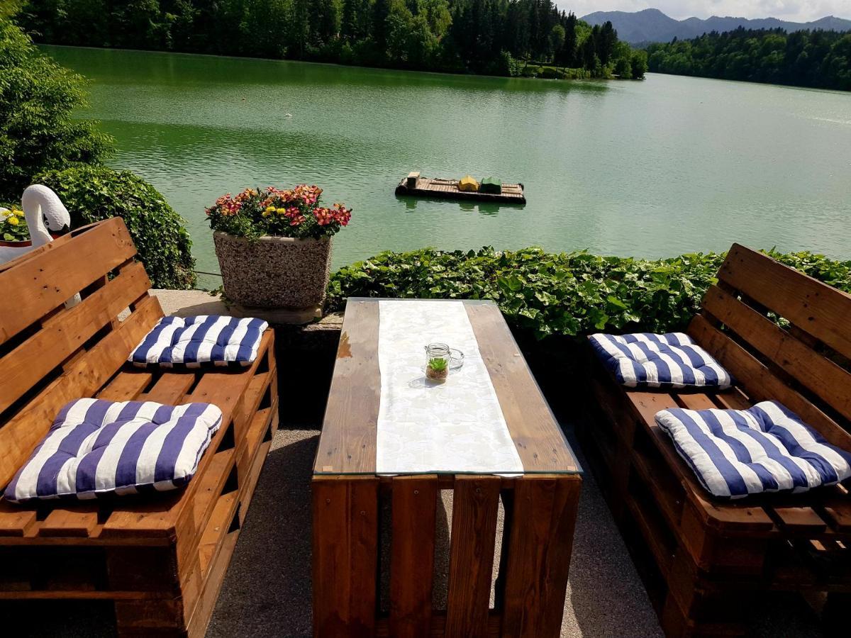 Gostisce Jezero Bed & Breakfast เมดโวเด ภายนอก รูปภาพ